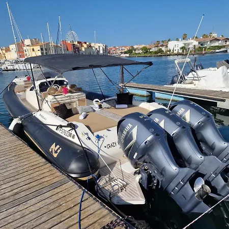Botel R'paradise *
